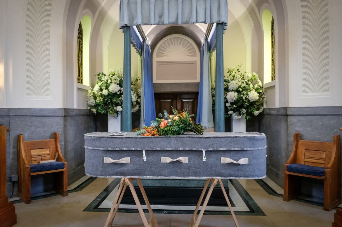 funeral homes Hamilton MI